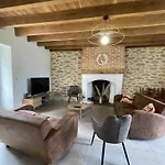펜션 Maison Familiale Avec Babyfoot Et Piscine Chauffee - Fr-1-426-597