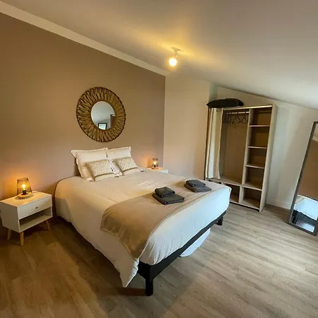 Maison Familiale Avec Babyfoot Et Piscine Chauffée - Fr-1-426-597 * Soullans