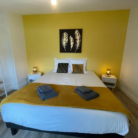 Hébergement de vacances Maison Familiale Avec Babyfoot Et Piscine Chauffée - Fr-1-426-597